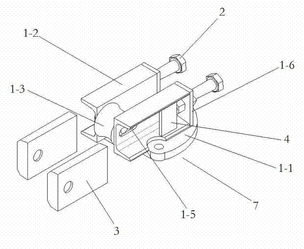 Mechanism for regulating bodies of communication lift tower