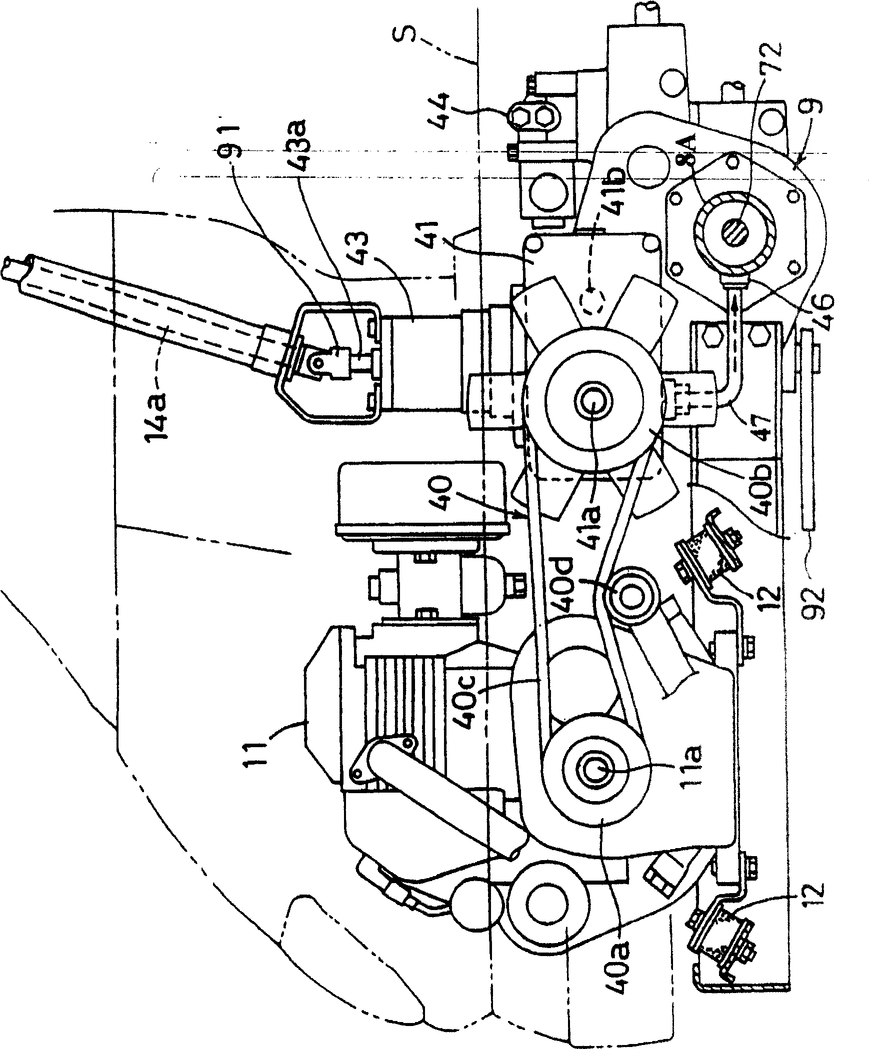 Implanting machine in paddy field