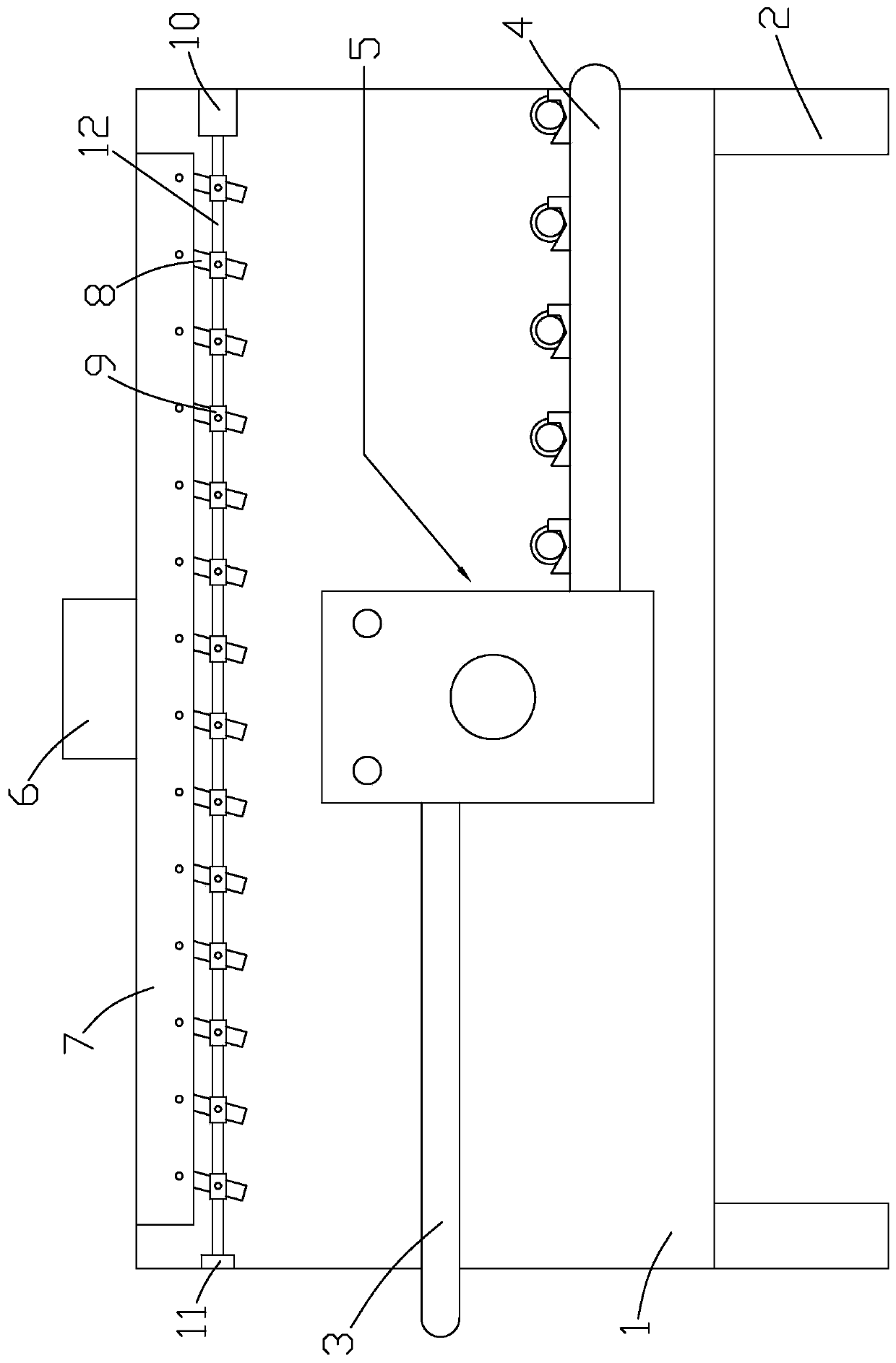 A cloth conveying device for textile machinery