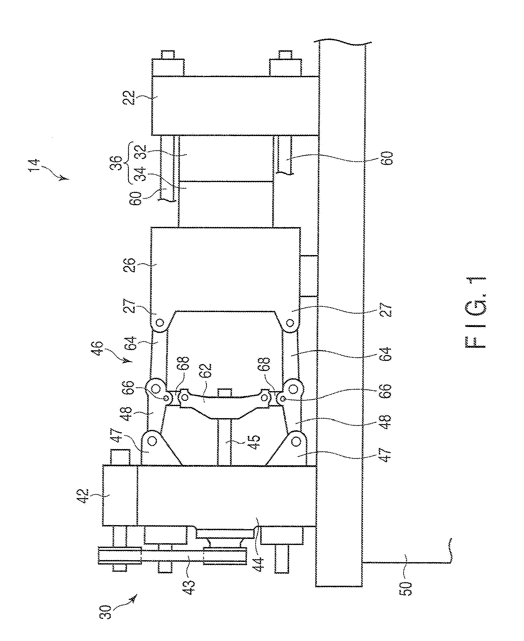Mold fastening device and method of controlling the mold fastening device
