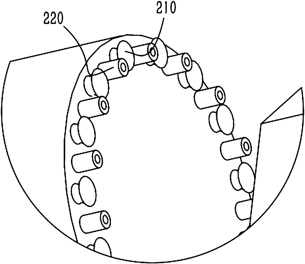 Automobile battery heat dissipation structure with local water cooling function