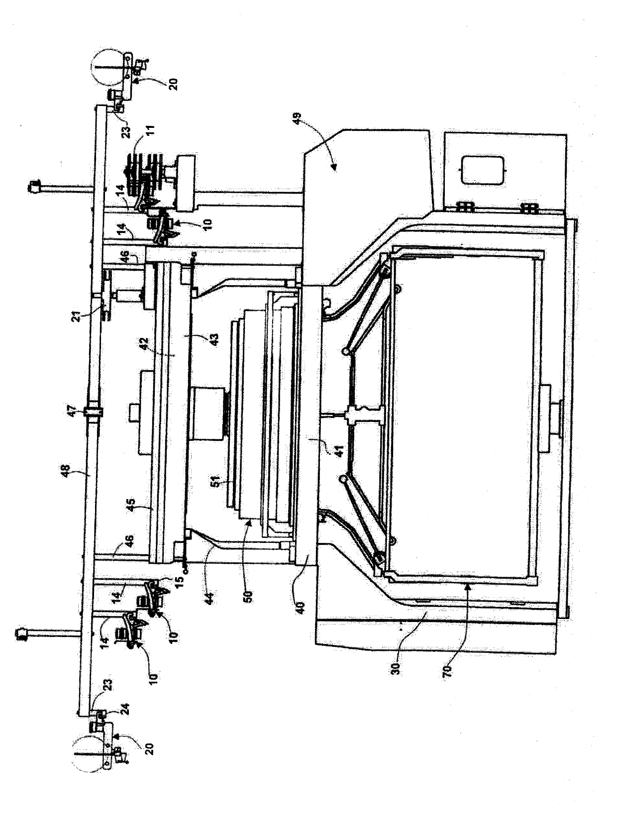 Slit yarn knitting method in circular knitting machine, apparatus therefor and knit fabric