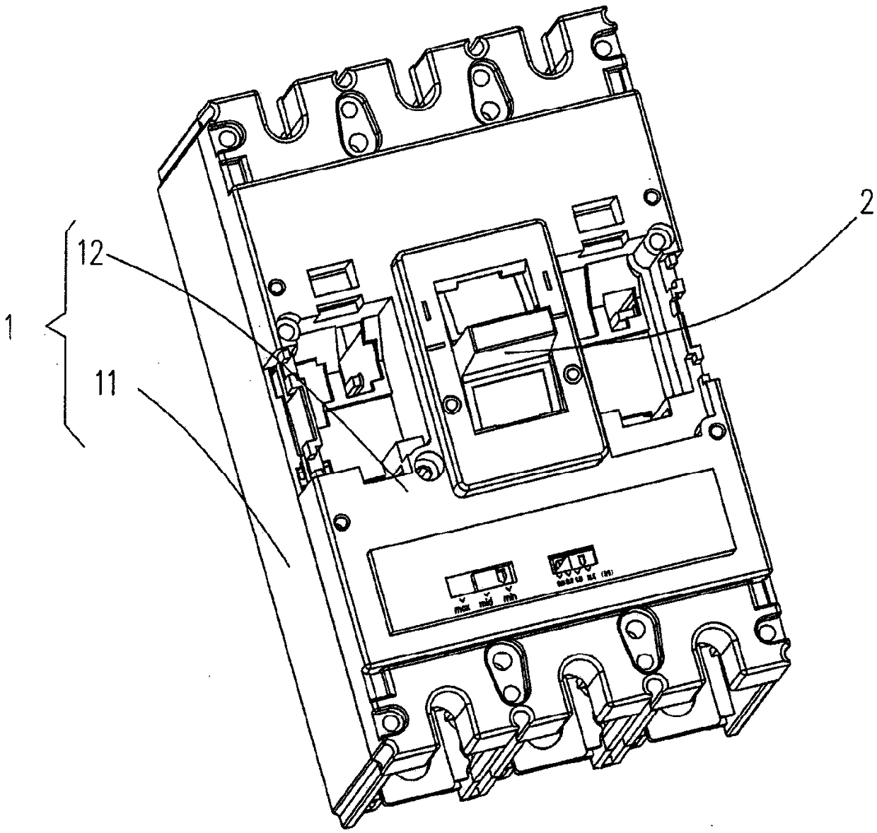 Tripping device of low voltage molded case circuit breaker