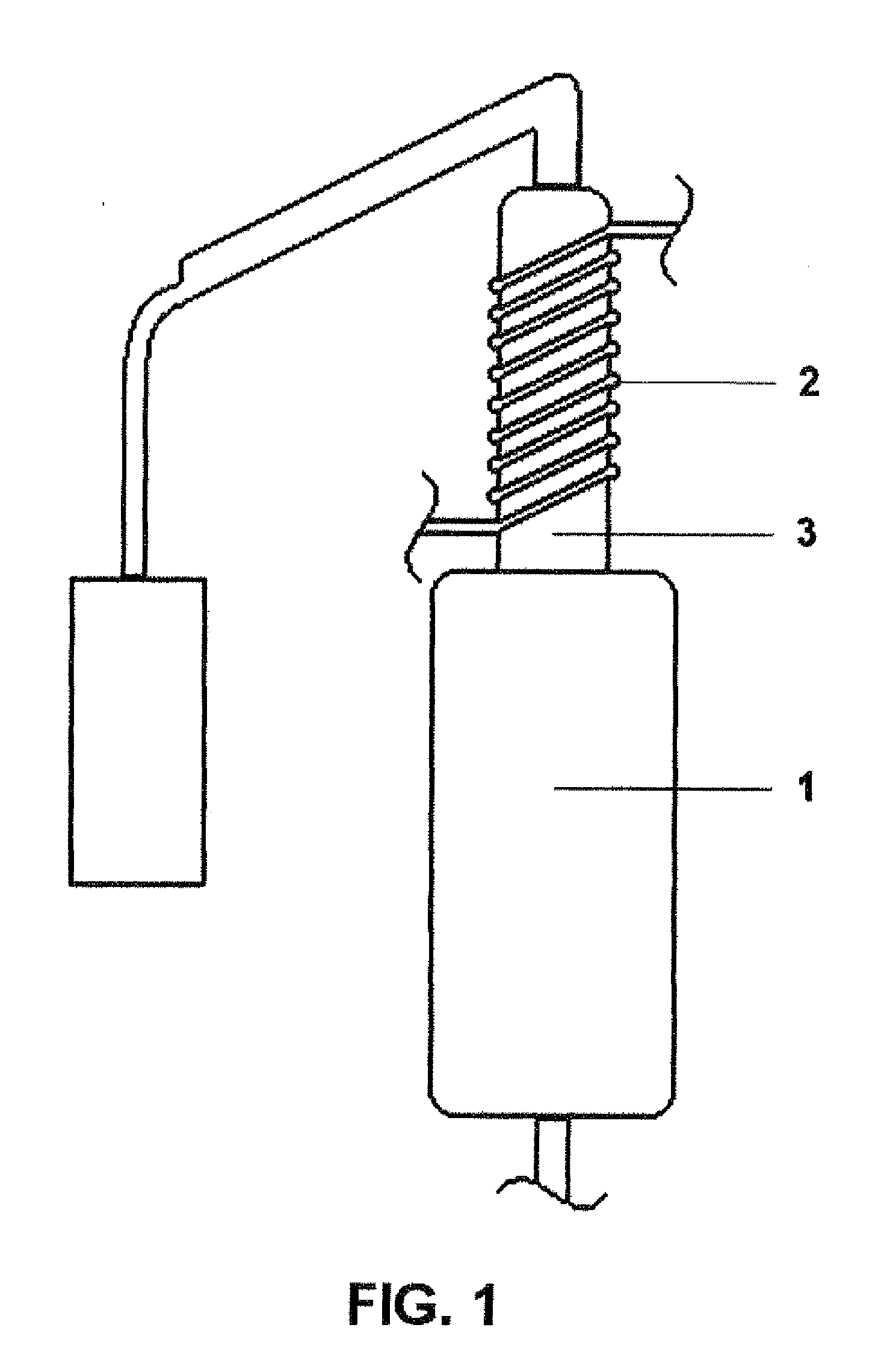 Process for the distillation of decanted oils for the production of petroleum pitches
