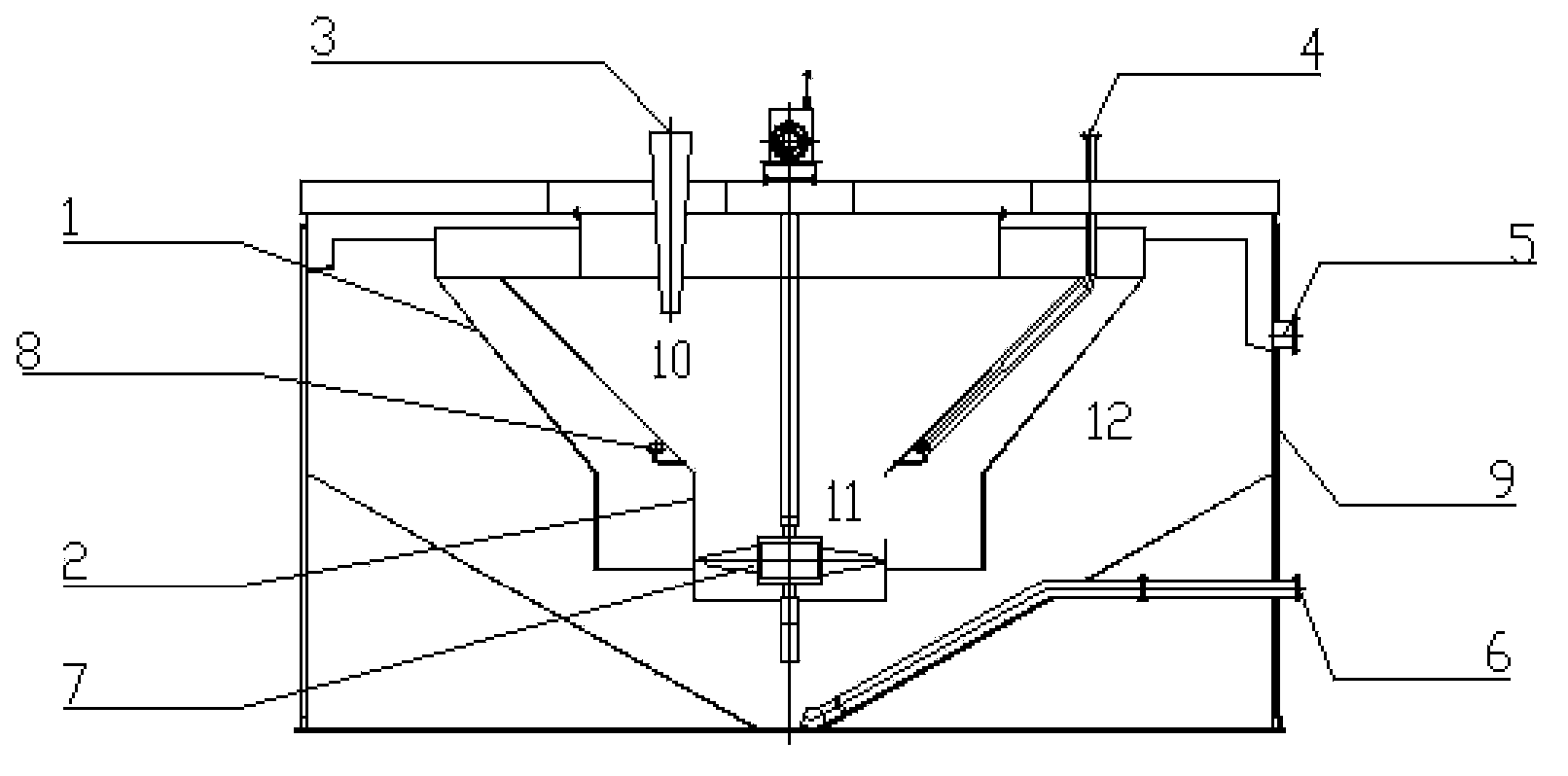 Crystallizer for hydrolyzing carnallite