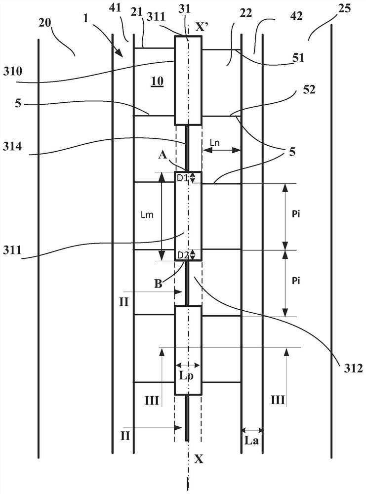 Tire tread including sipes and sipes