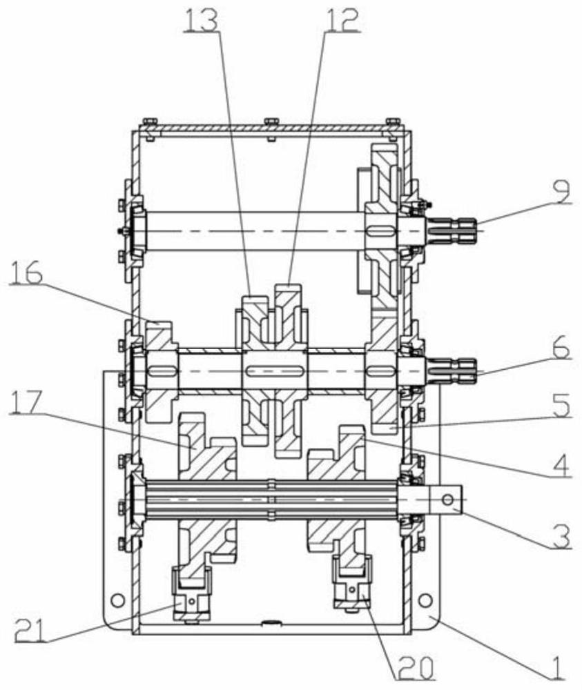 Chopping feeding transmission and application of chopping machine thereof