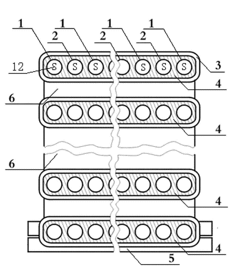 Countercurrent tube bundle type wall-type heat exchanger