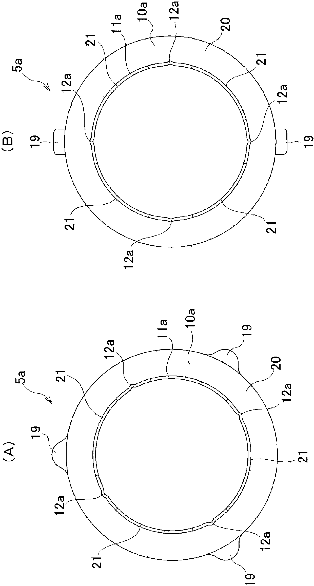 Thrust roller bearing with races
