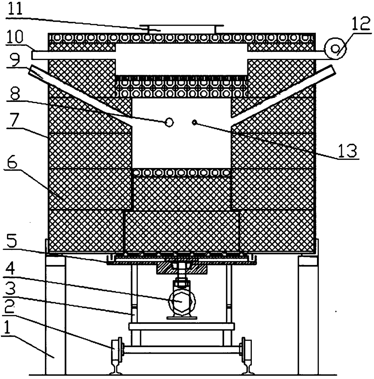 Microwave metallurgical furnace with lifting mechanism and using method thereof
