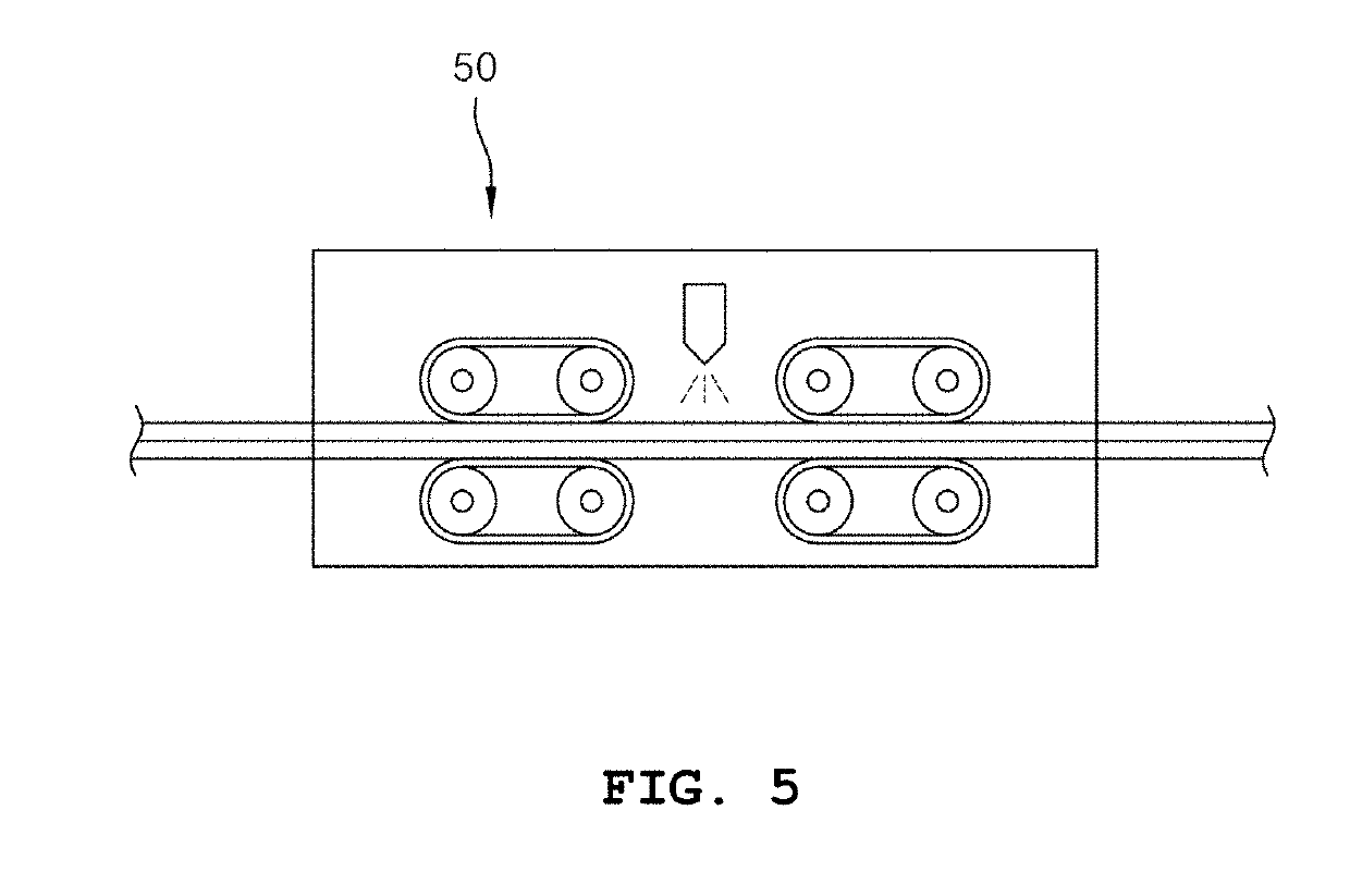 Device and method for manufacturing vehicle sheet using moisture-curing polyurethane hot melt