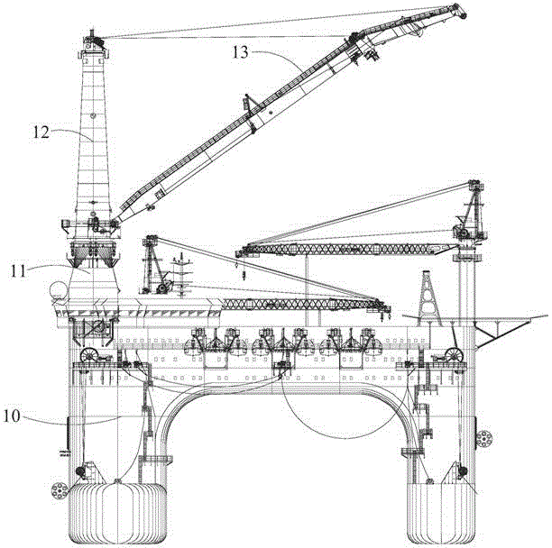 Upper upright column turnover device and method for marine crane