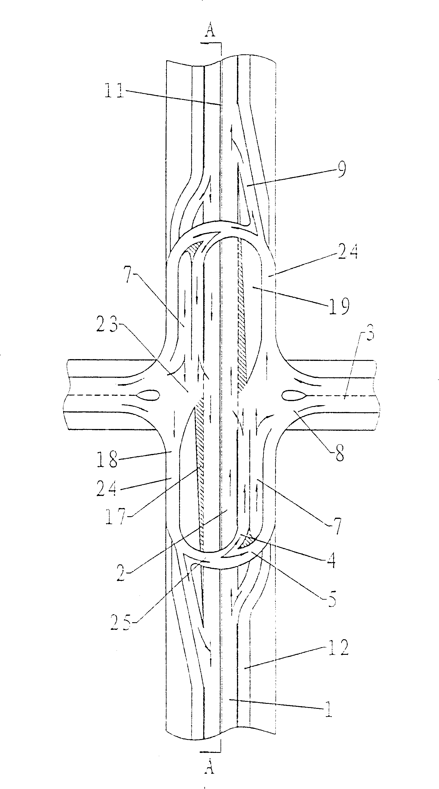 Phi shaped full intercommunication viaduct