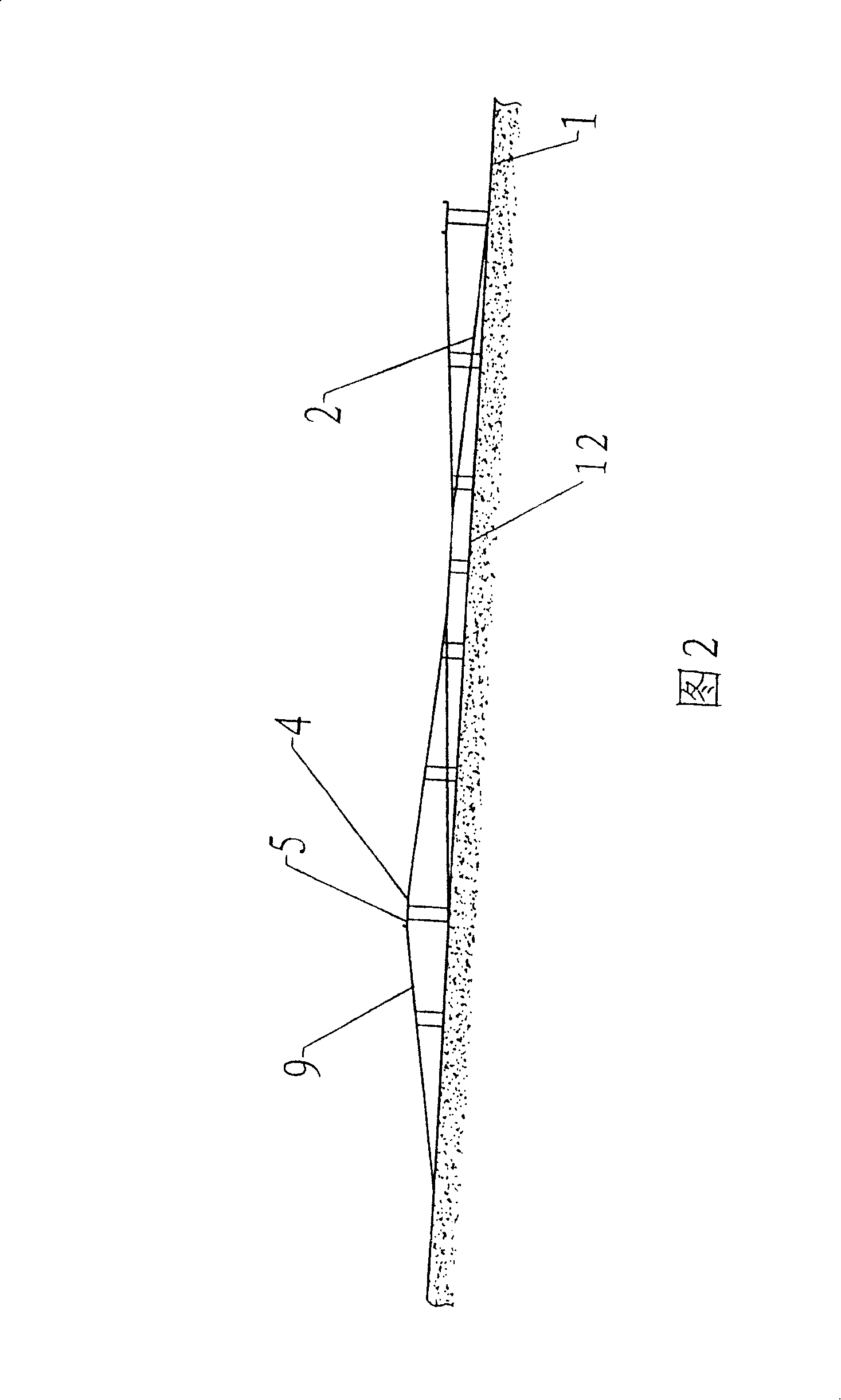 Phi shaped full intercommunication viaduct