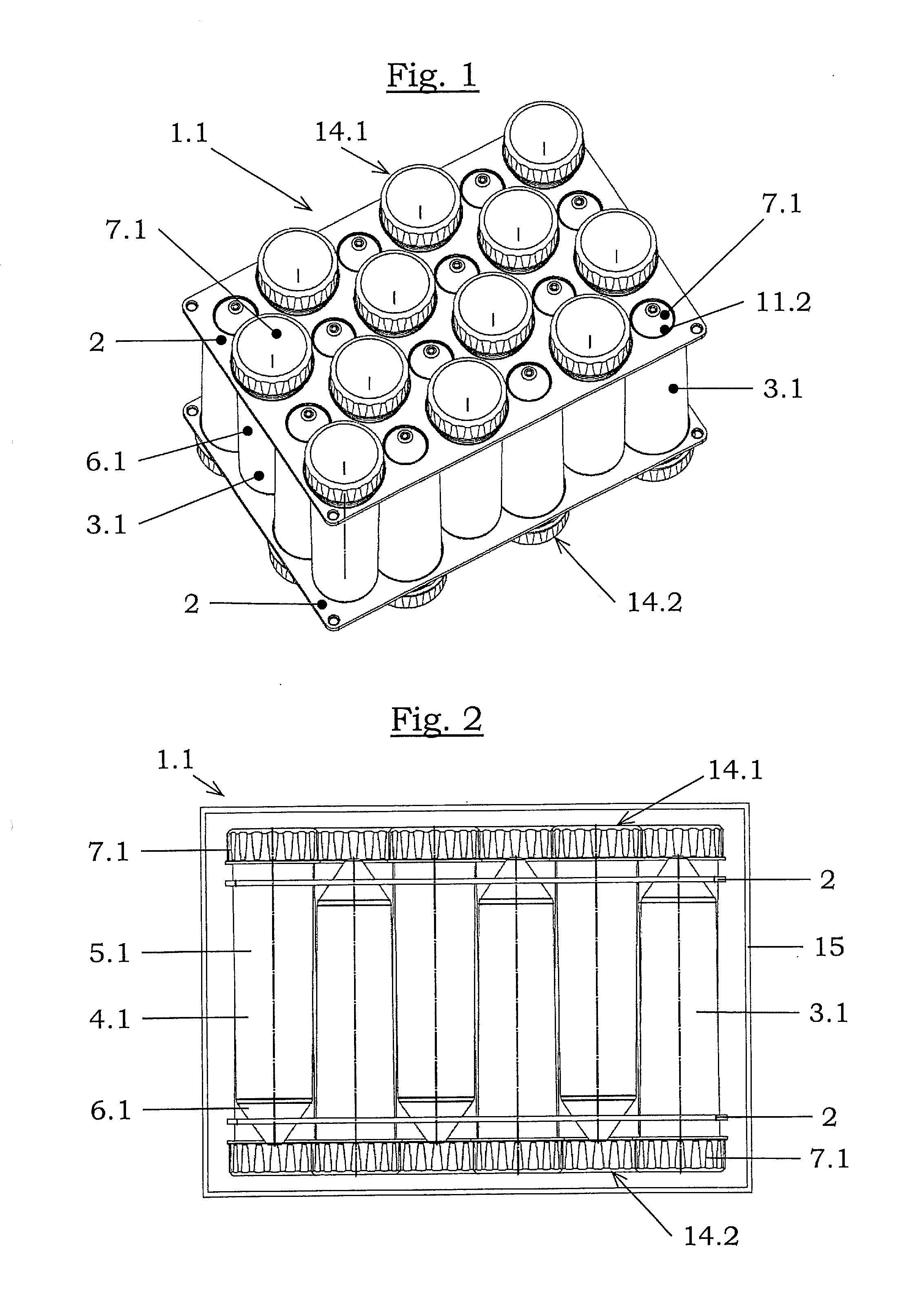 Transport Unit comprising Retaining Plates and Containers and Working Unit