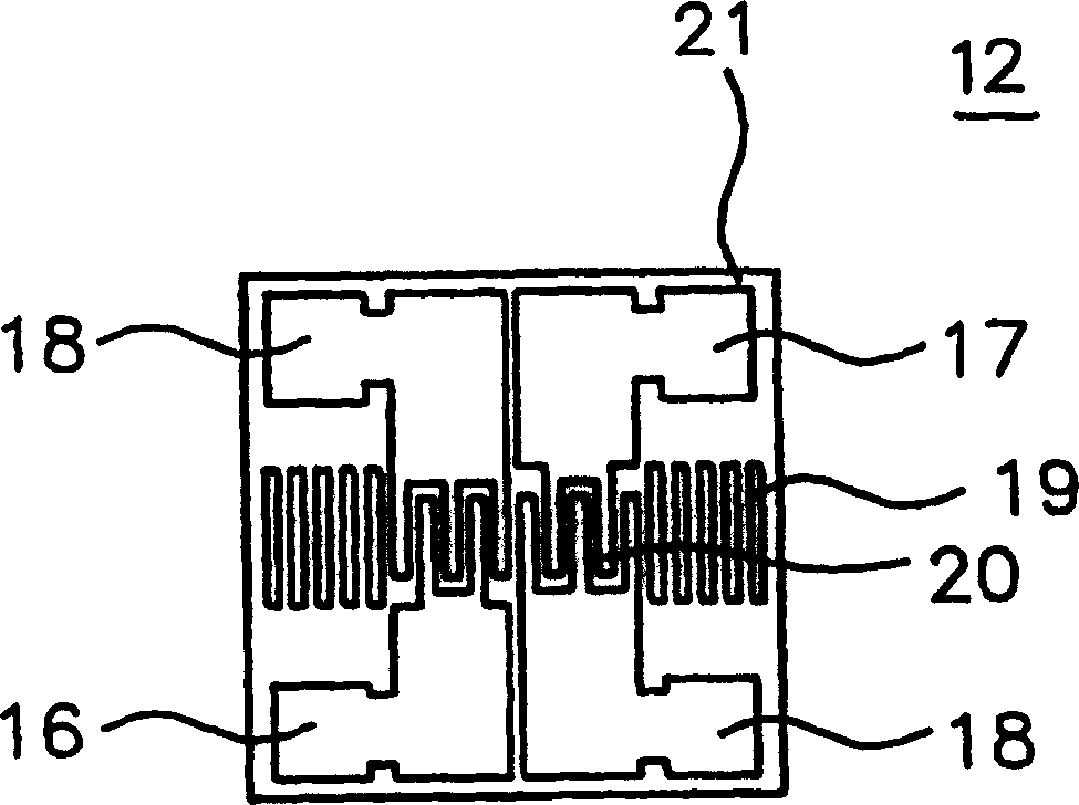 Surface acoustic wave device having salient pole and its manufactruing method