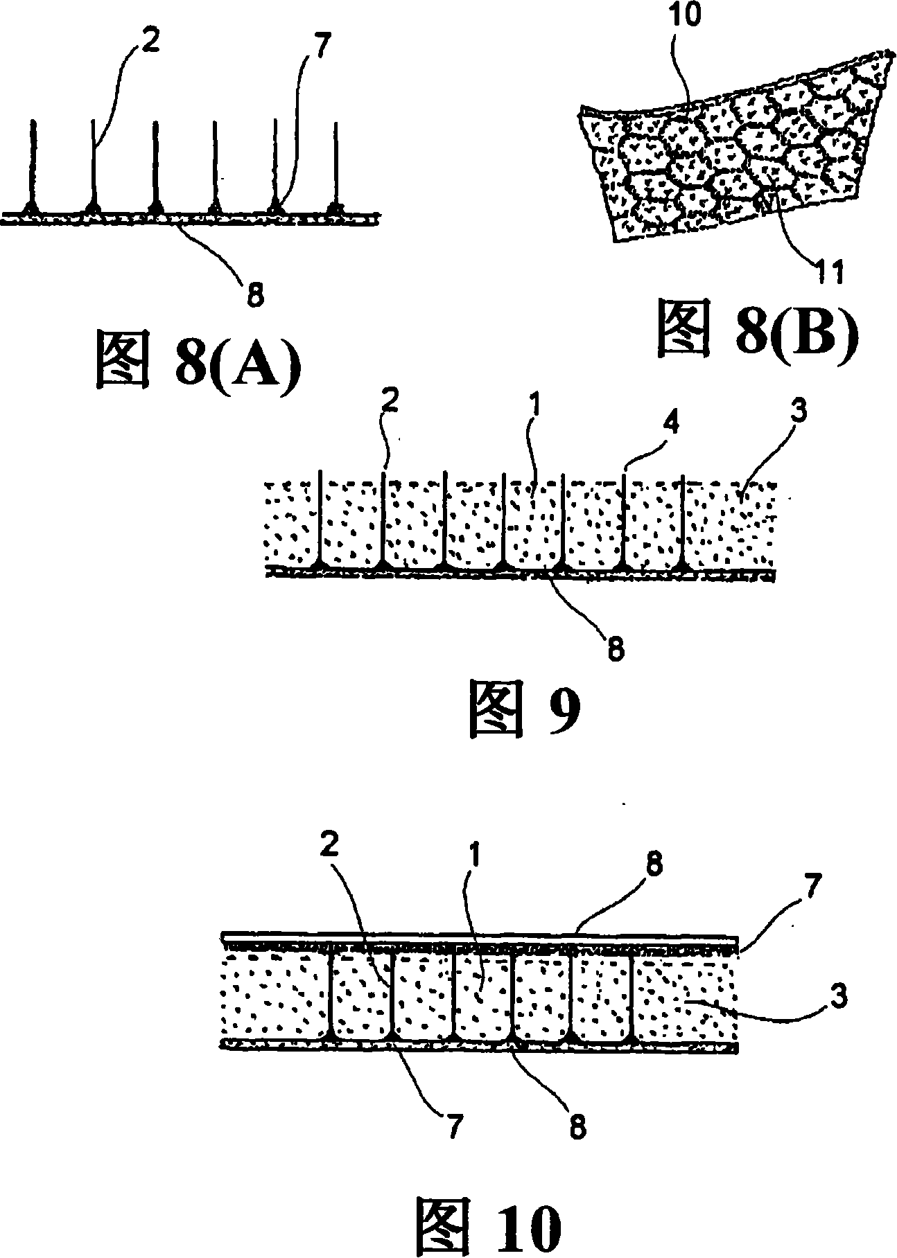 Sandwich panel including honeycomb structure body and method of producing the sandwich panel