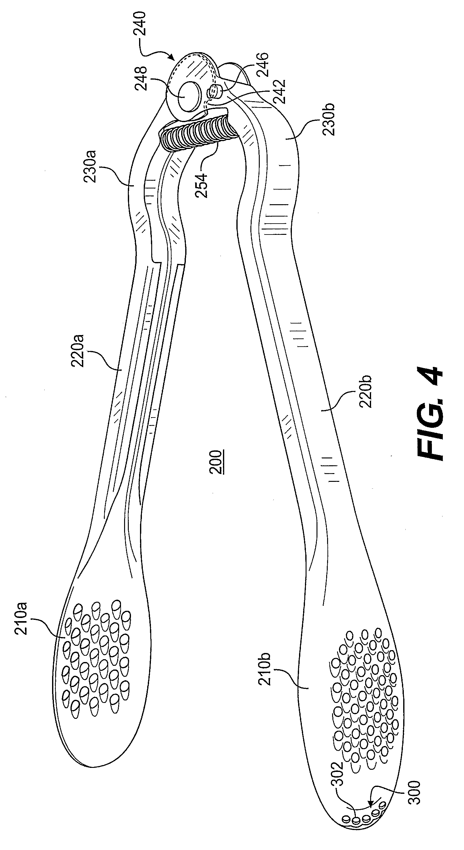 Spoon-shaped grating implement
