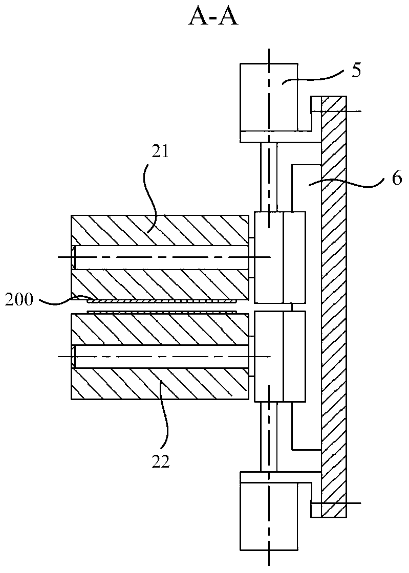 Device and method for detecting mechanical properties of cold-rolled steel strip