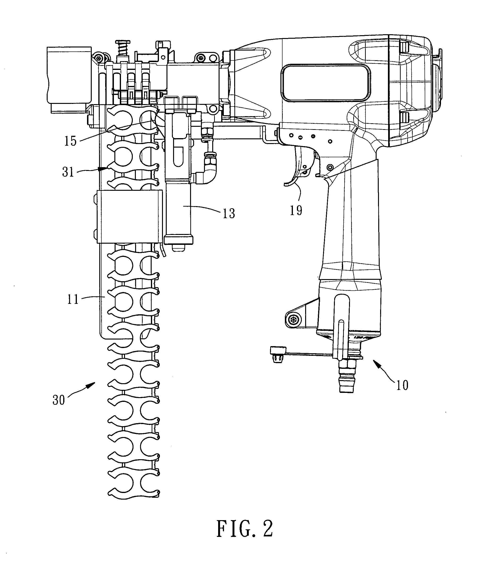 Method of continuously mounting clips to two abutted and crossed rods