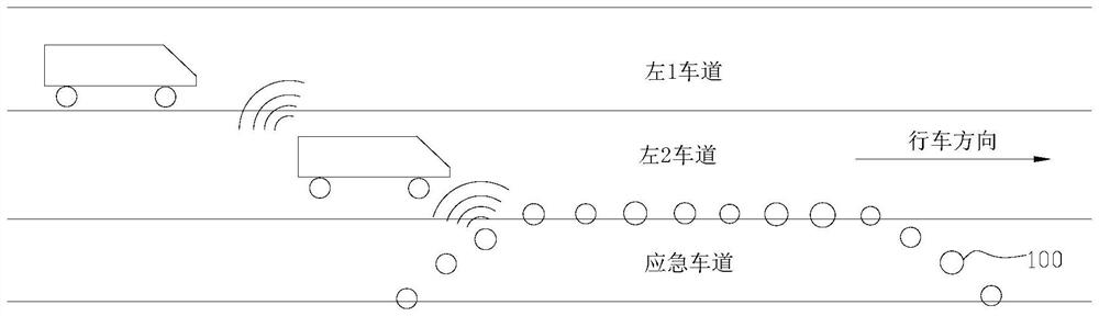 Road blockade early warning device and road blockade early warning method