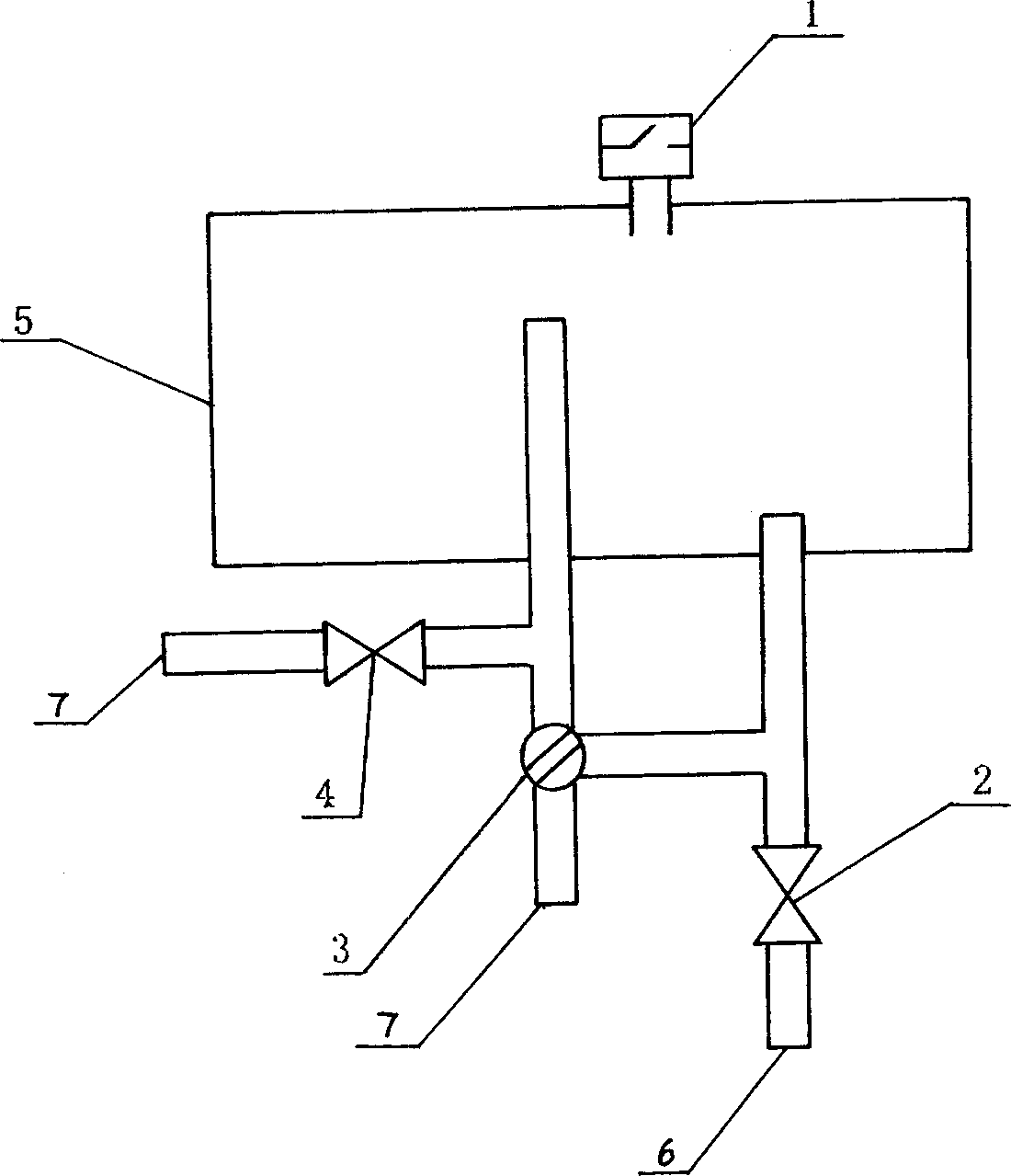 Electric water heater with controllable constant pressure