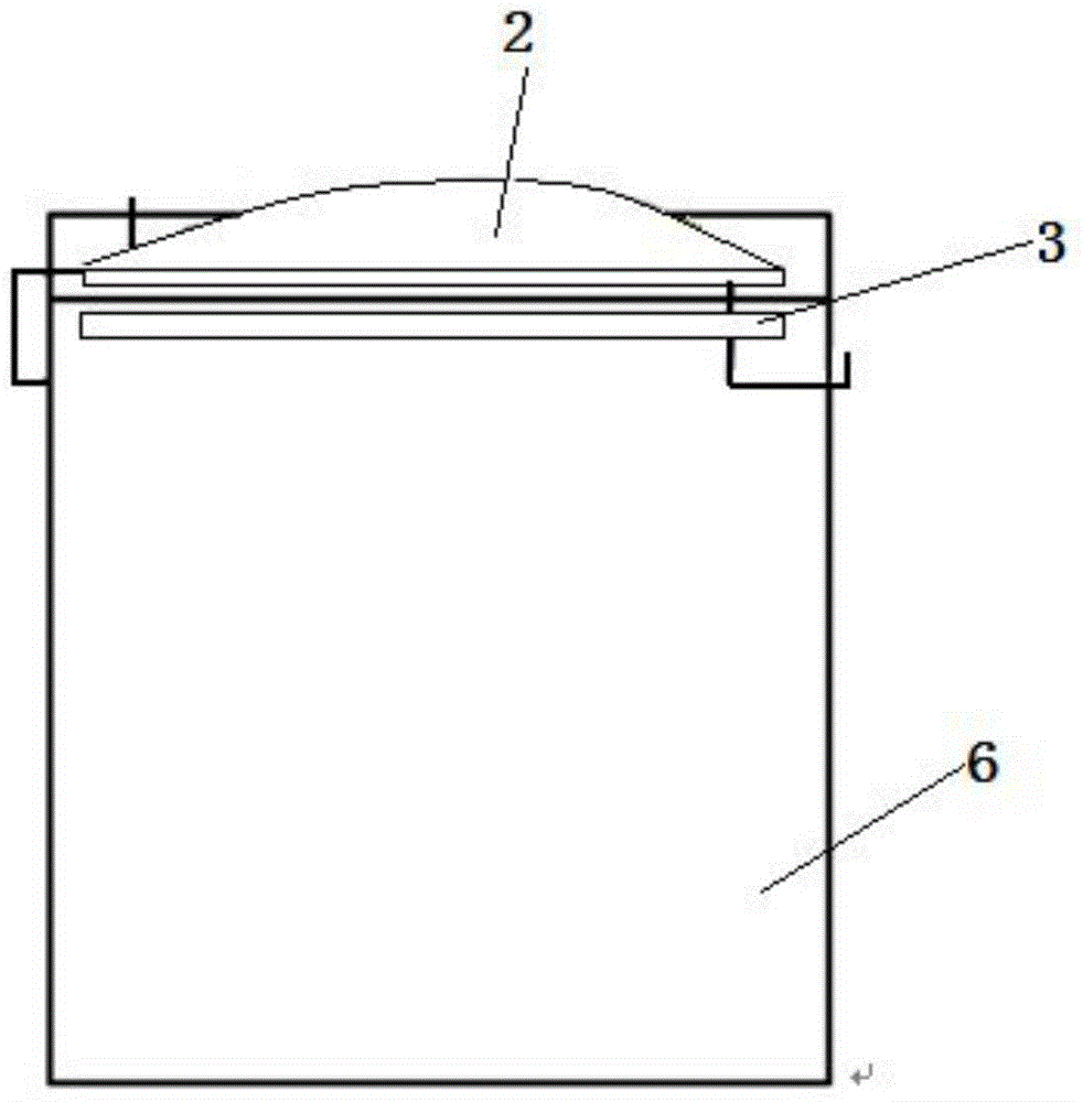 Airtight chamber and method for balancing air pressure inside airtight chamber