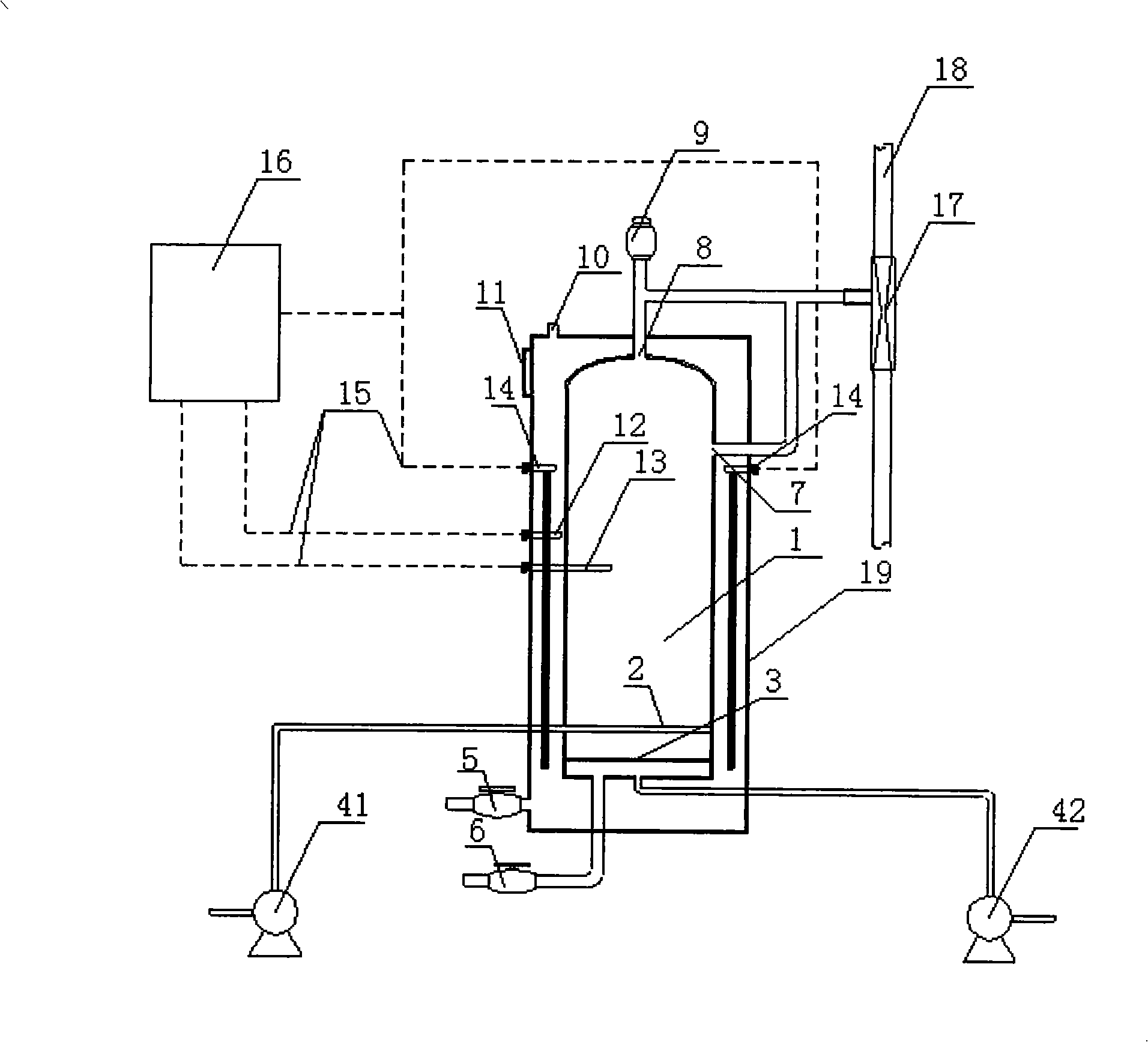 Chlorine dioxide solution generator with sodium chlorate as reaction raw material