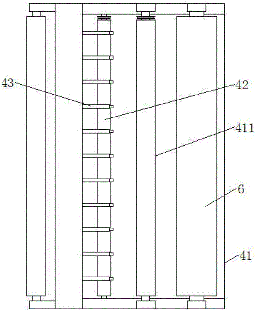 Heating bag cloth forming and cutting integrated production line