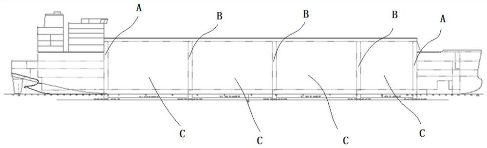 Transverse bulkhead structure for large LNG (liquefied natural gas) ship