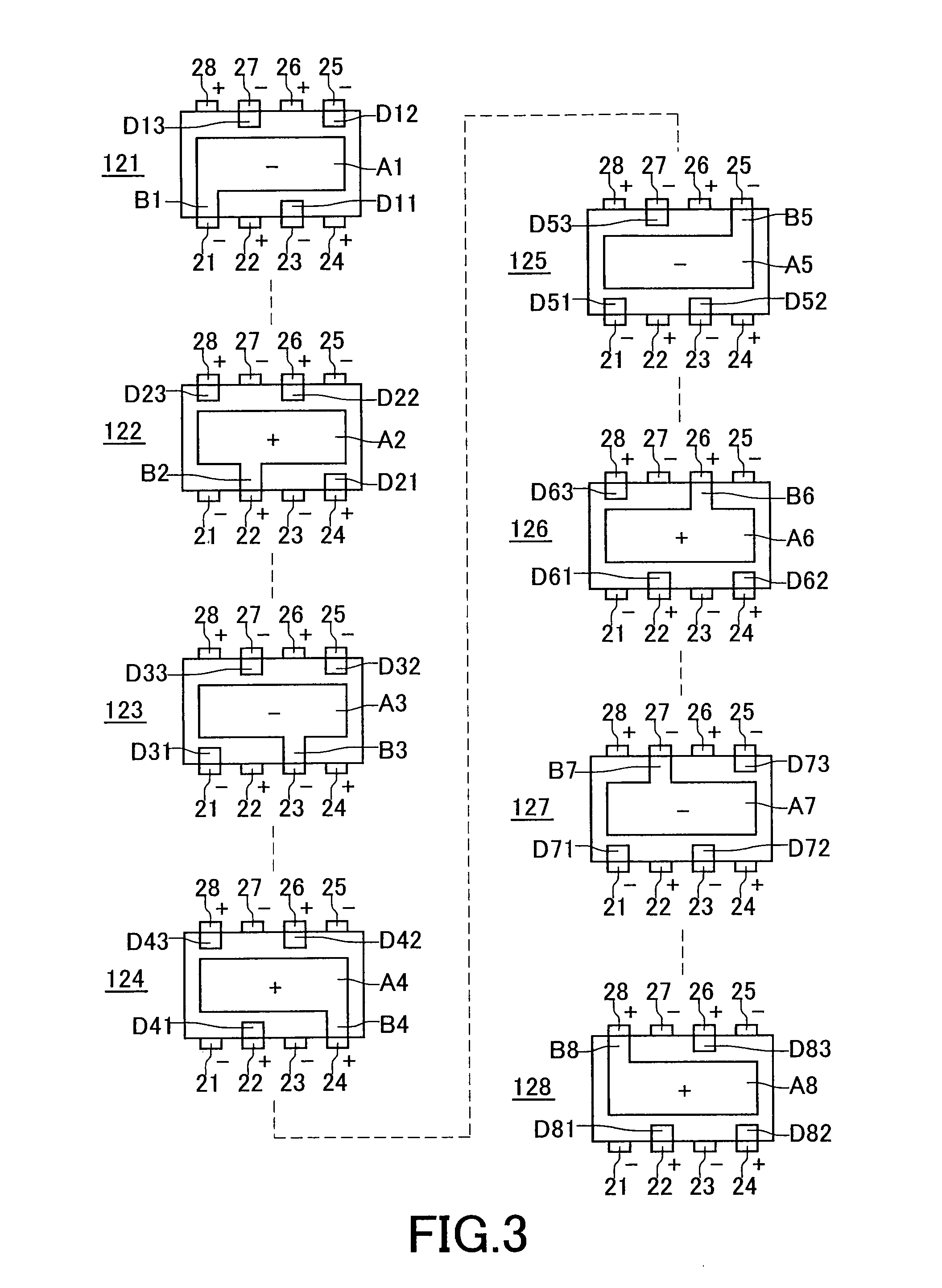 Multi-terminal type laminated capacitor and manufacturing method thereof