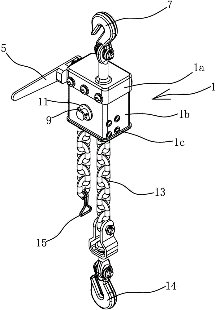 Retracting and releasing device for chain