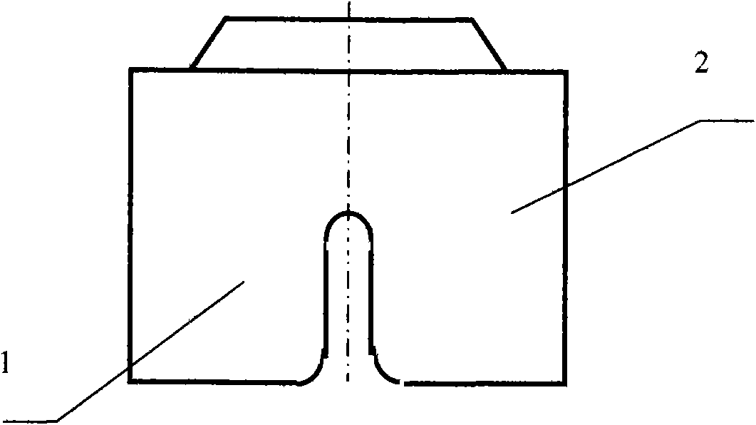 Anode carbon block with centre joint groove