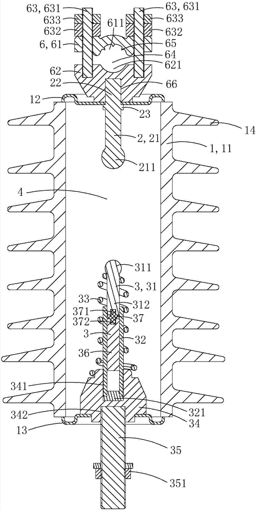 Lightning protection post insulator for resetting discharging gap by means of elastic conductive coil