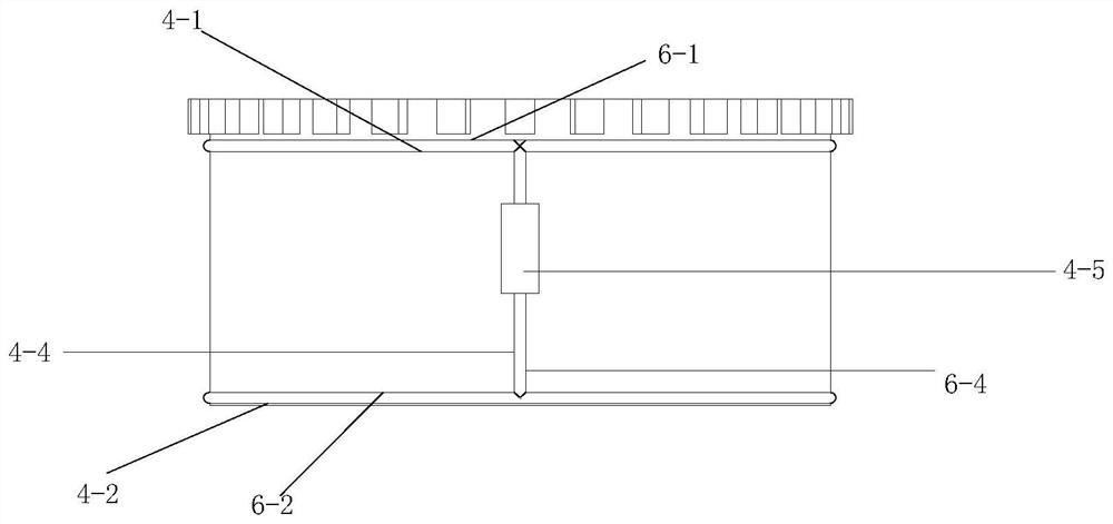 Electromagnetic drive device for measuring rolling bearing friction torque and its measuring method