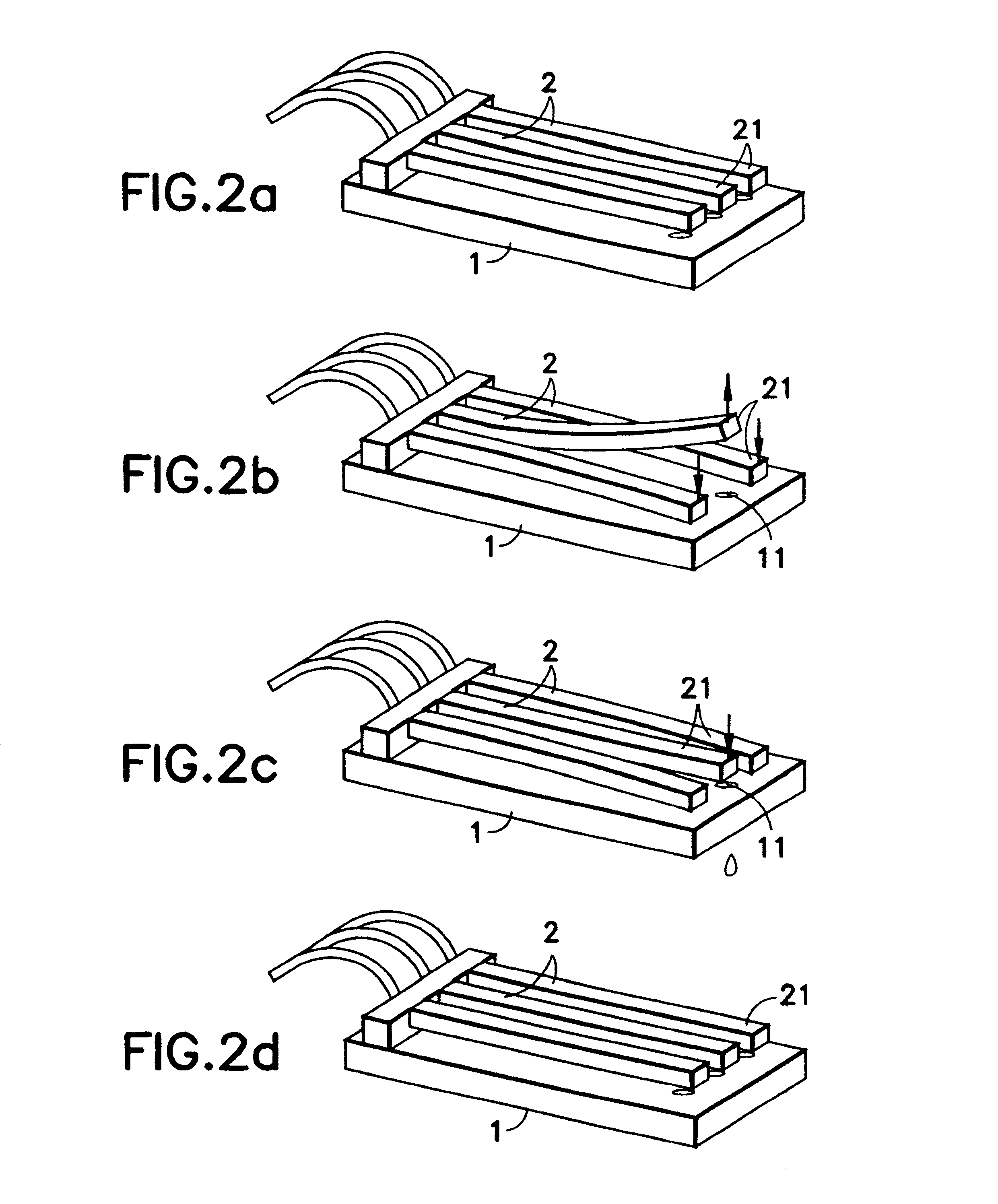 Piezo bending transducer drop-on demand print head and method of actuating it