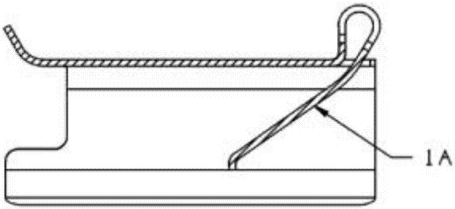 Spring piece device capable of enabling friction piece to automatically return