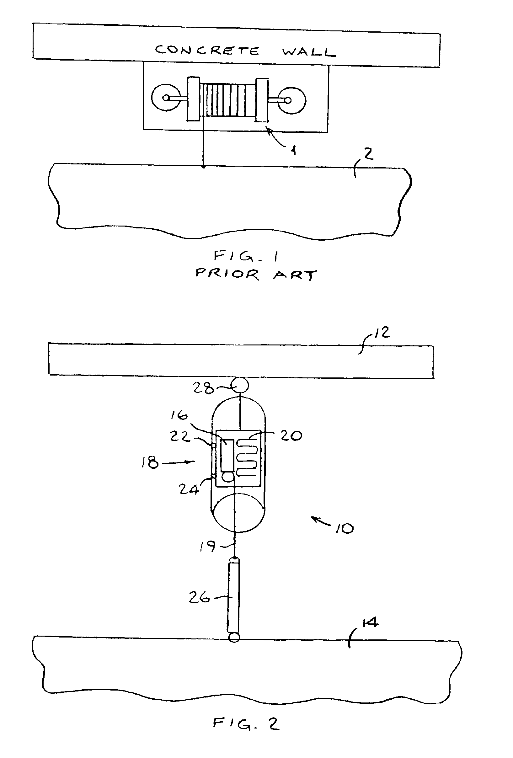 Tensing a flexible floating cover