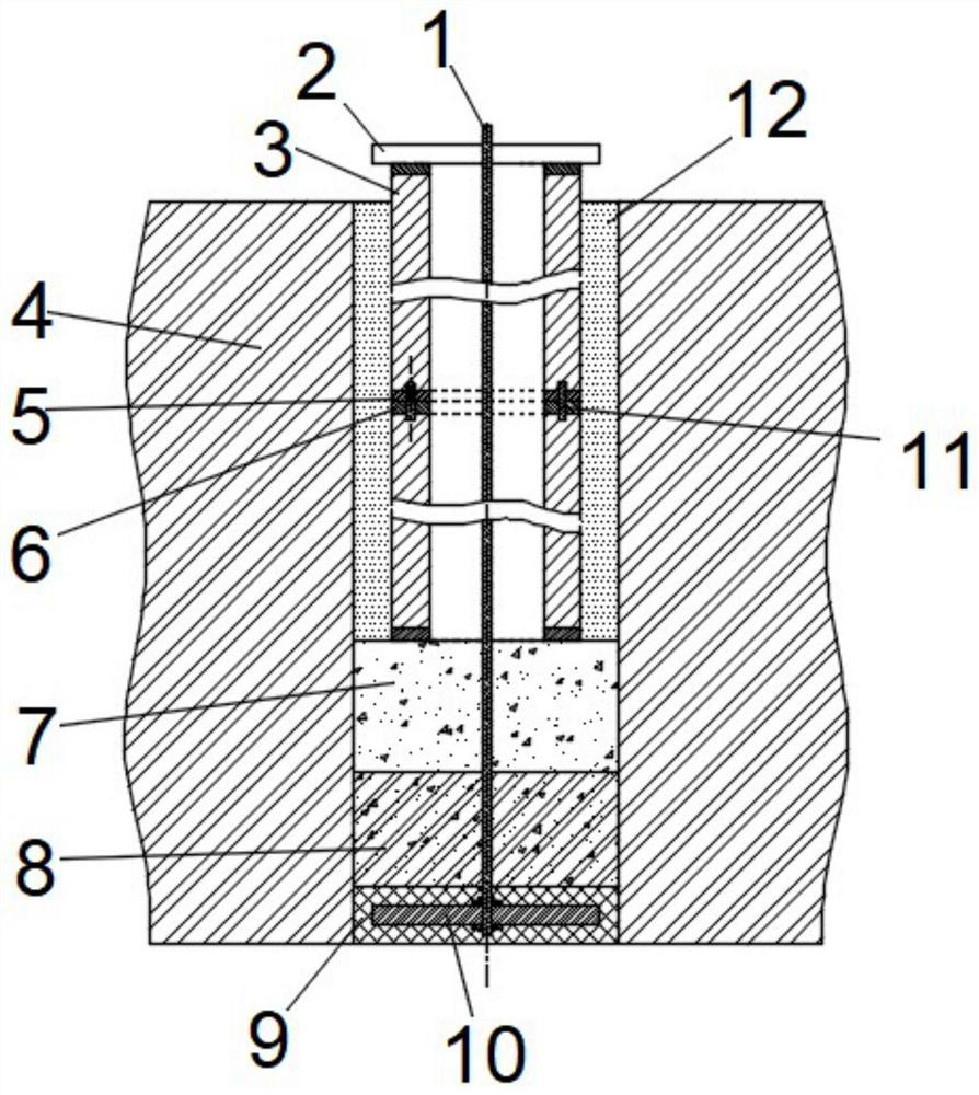 Pipe pile structure anchored by steel strands and manufacturing method