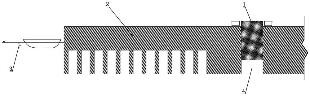 Approach channel arrangement method combining water diversion and drainage channels with bottom permeable navigation wall