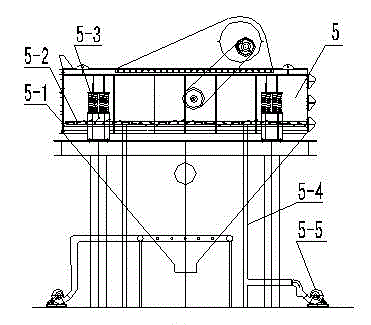 All-weather zero-discharge outdoors-sand-making-system composite vibrating screen mechanism and anti-blocking method