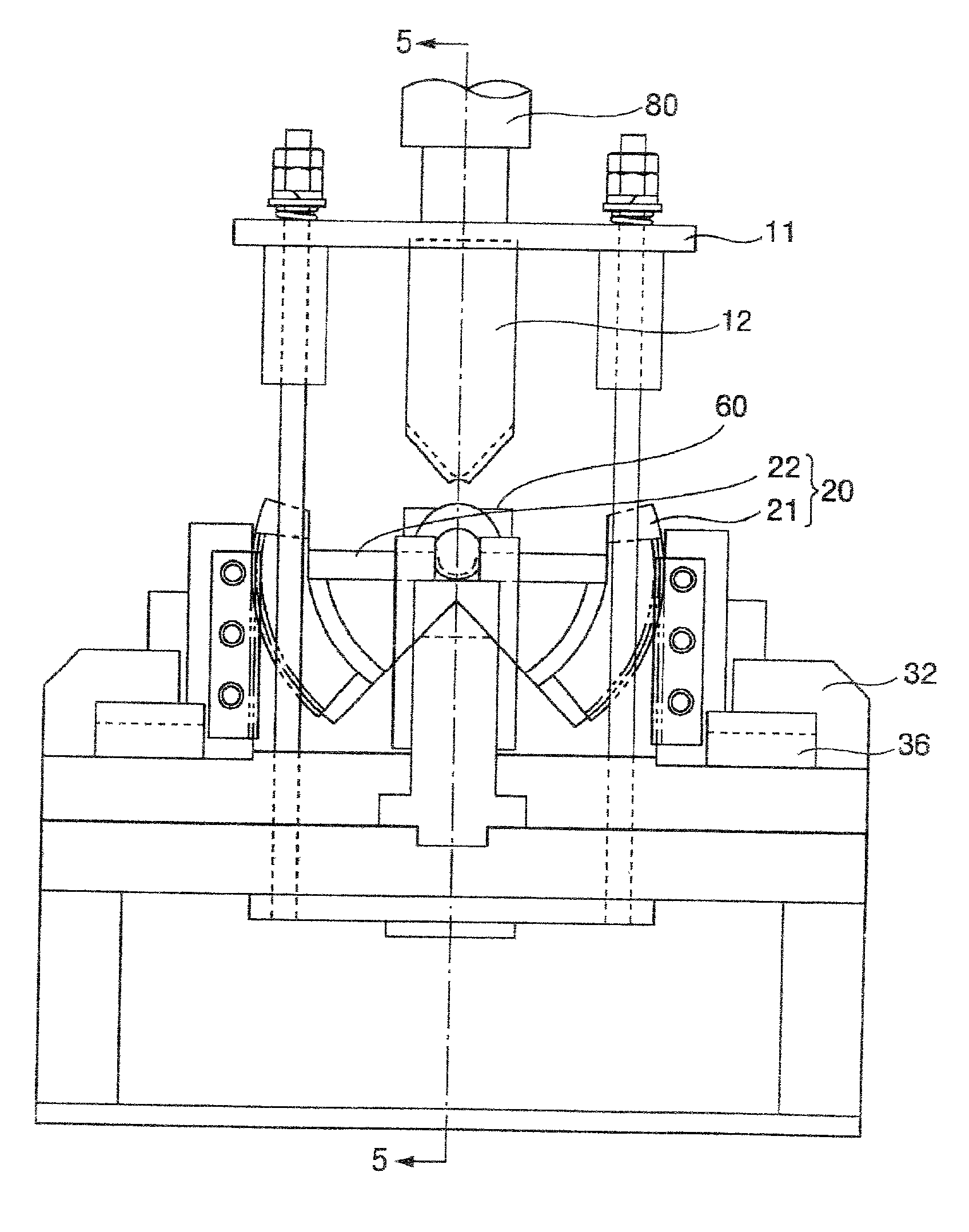 Apparatus and method for manufacturing thick-walled bent pipe