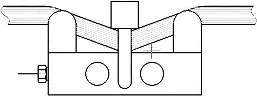 Safety protection device for lifting platform