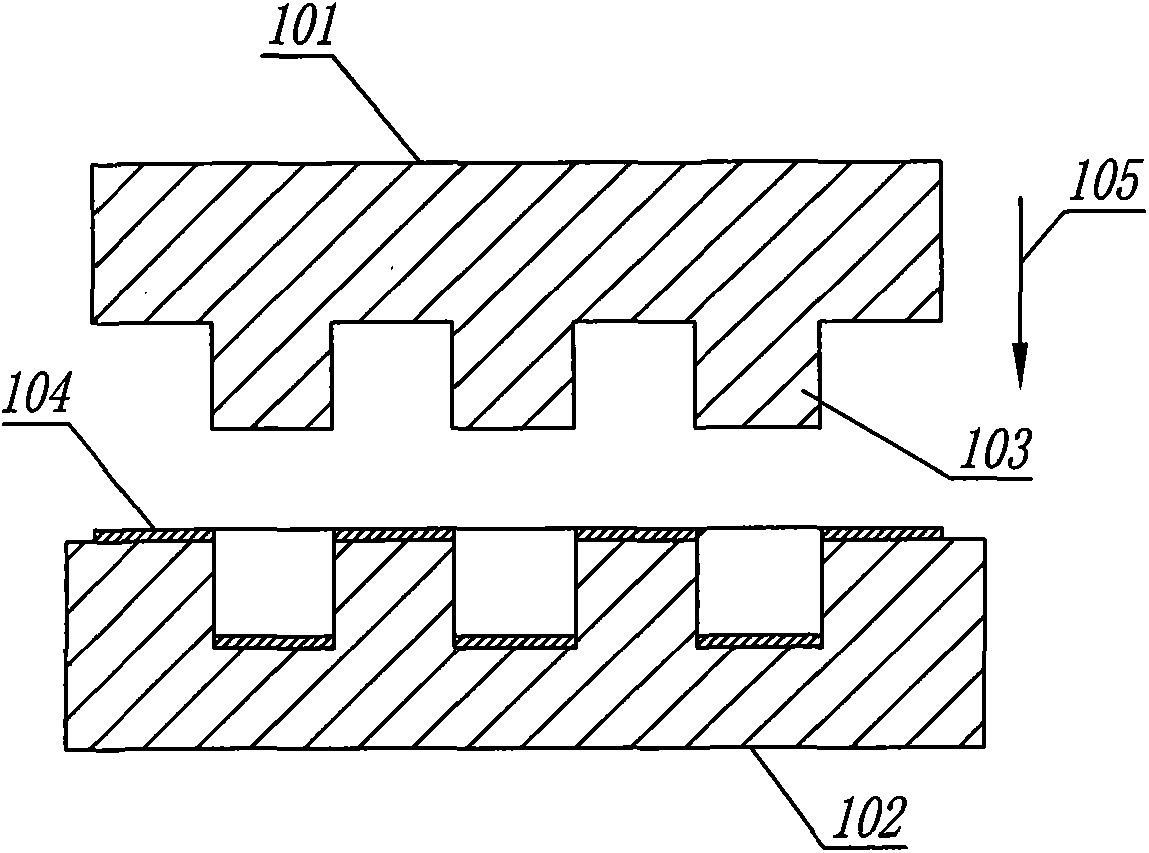 Solid-state light source heat-dissipation metal shell as well as manufacturing method and manufacturing mold thereof