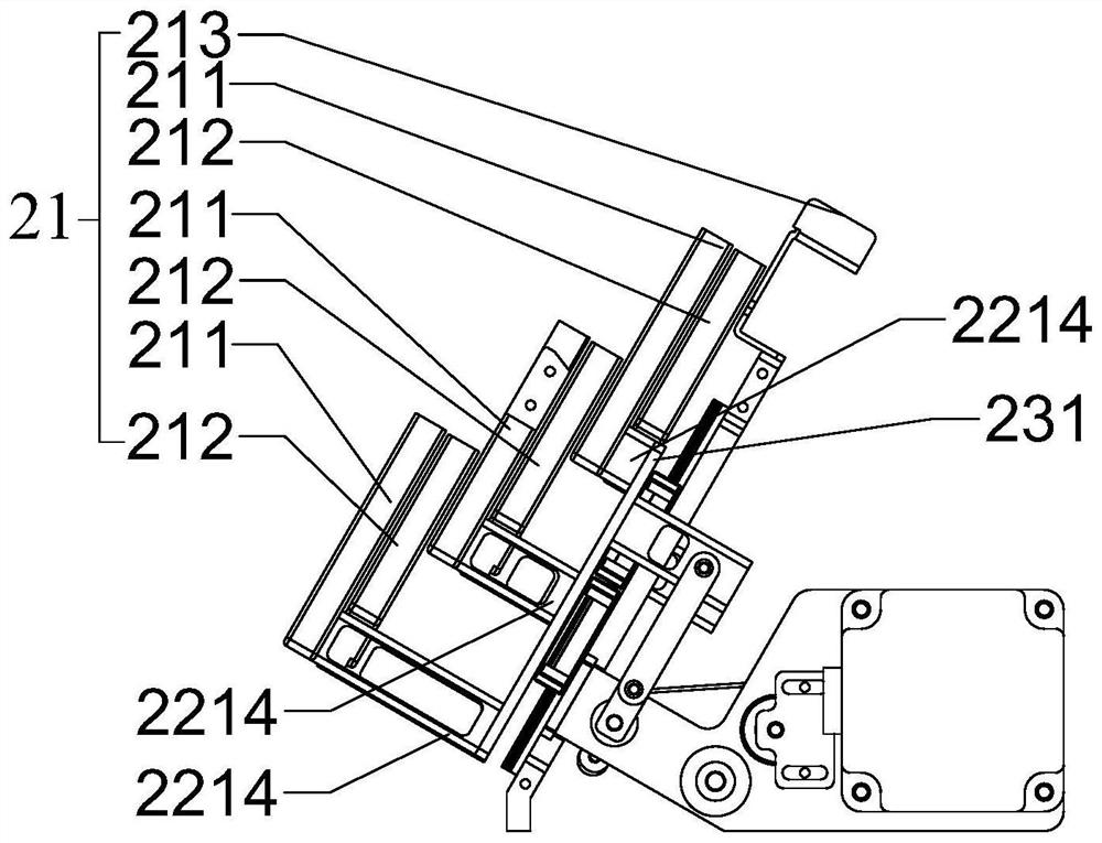 Reaction container conveying device and reaction container supplementary equipment using the same