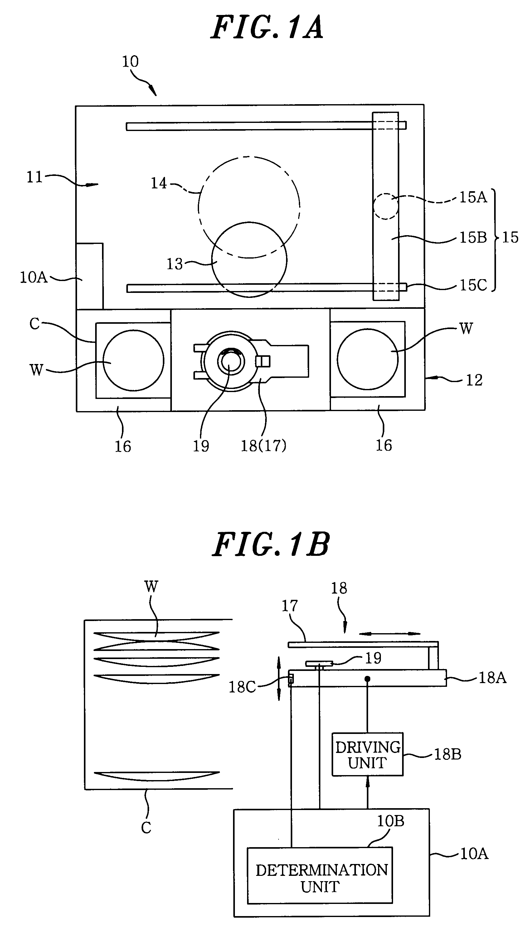 Substrate attracting device and substrate transfer apparatus