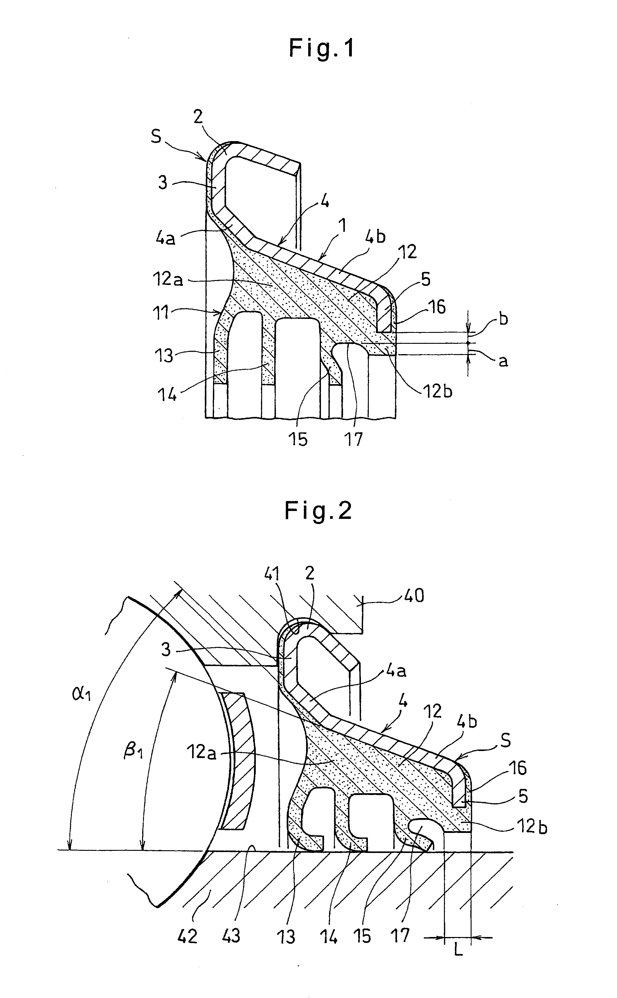 Bearing seal and mold assembly for forming such bearing seal