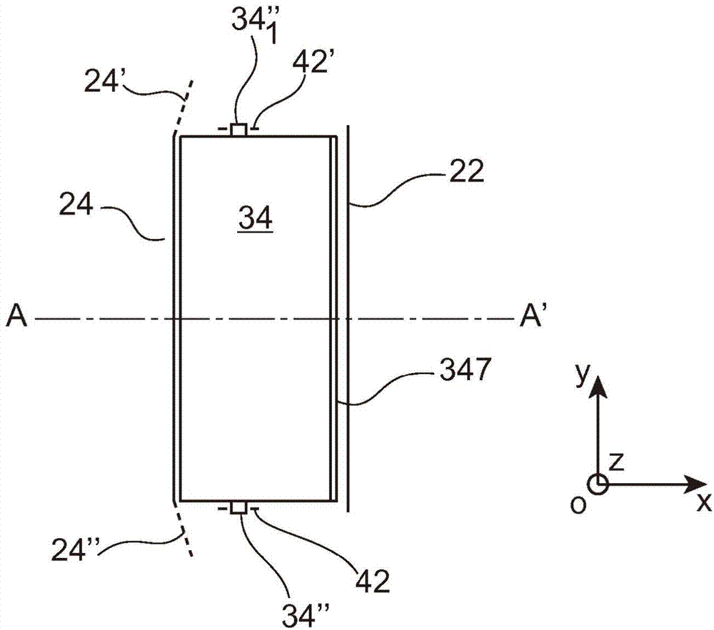 Method and mobile device for reducing the thermal resistance between two solids