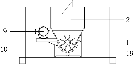 Sectional type bin body capable of achieving continuous high-pressure feeding of powder and using method thereof