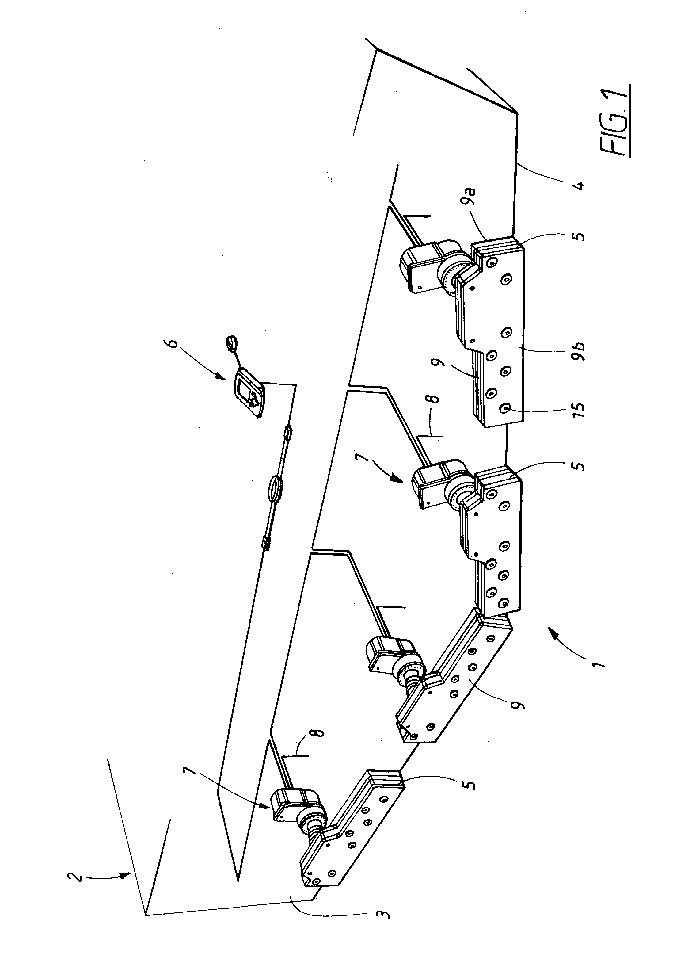 Arrangement for dynamic control of running trim and list of a boat